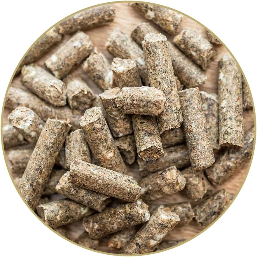 St. Hippolyt Vollwert Pellets 25 kg + St. Hippolyt Lobs Belohnungswürfel 2 x 1 kg geschenkt